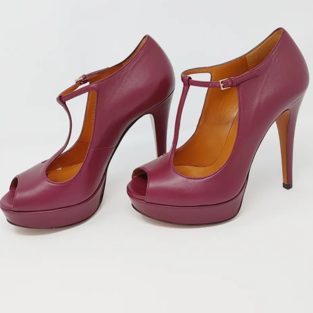 Gucci Leather Peep Toe Mary Jane's Size 36